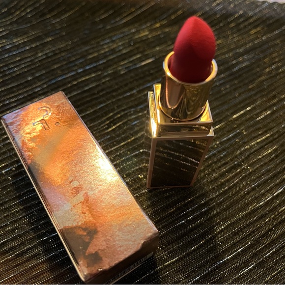 🎉 SOLD🎉 PATRICK TA MATTE SUEDE LIPSTICK - Picture 2 of 6